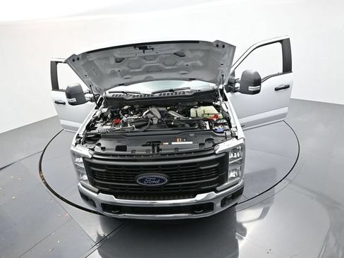 Used 2026 Ford F250 XL w/ XL Chrome Package RWD image 35