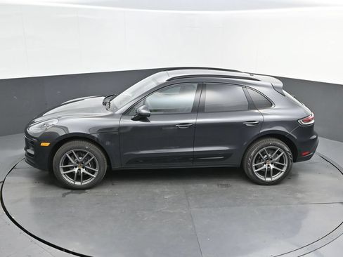New 2026 Porsche Macan AWD/4WD image 27