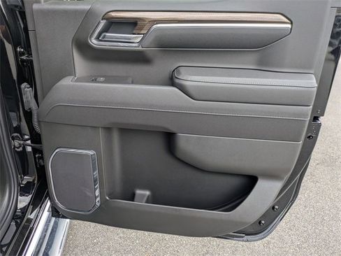 New 2025 Chevrolet Silverado 1500 LT image 30