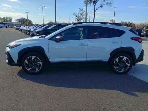 Certified 2024 Subaru Crosstrek 2.5i Limited w/ Crosstrek Mirror Package image 8
