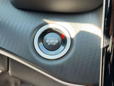 New 2025 Jeep Grand Cherokee L Laredo image 27