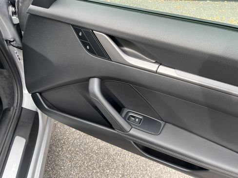 Certified 2023 Porsche 911 Carrera w/ Sportdesign Package image 16