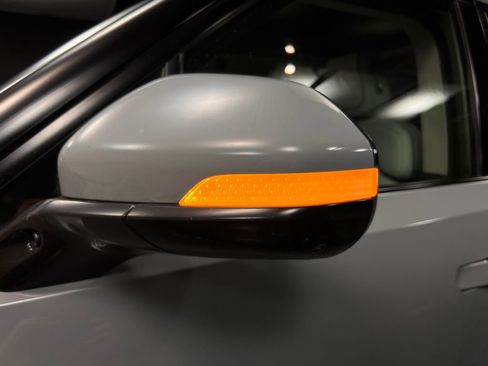 Used 2023 Rivian R1T Launch Edition image 31