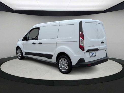 Used 2018 Ford Transit Connect XLT image 6