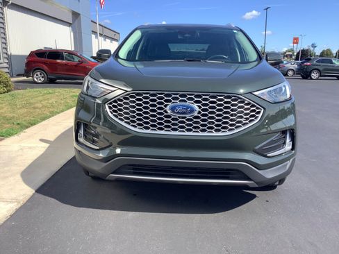 Certified 2024 Ford Edge SEL w/ Convenience Package AWD/4WD image 3