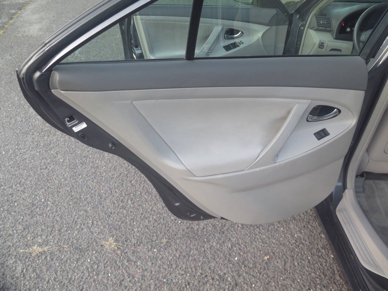 Used 2007 Toyota Camry Hybrid FWD image 18