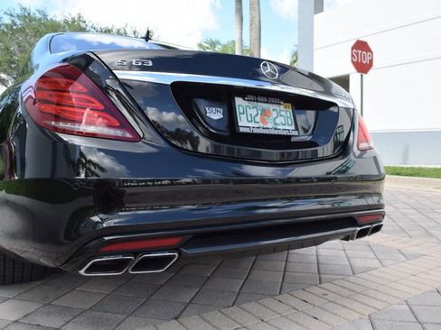 Used 2015 Mercedes-Benz S 63 AMG 4MATIC Sedan image 17