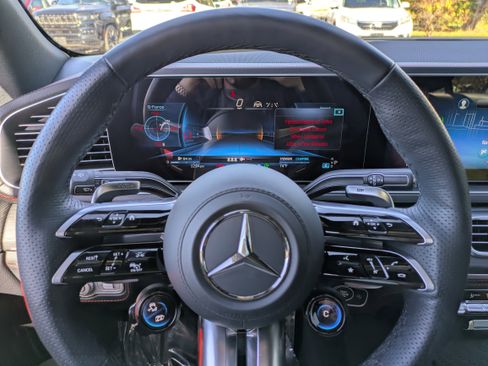 Used 2025 Mercedes-Benz GLE 53 AMG AMG GLE 53 image 26