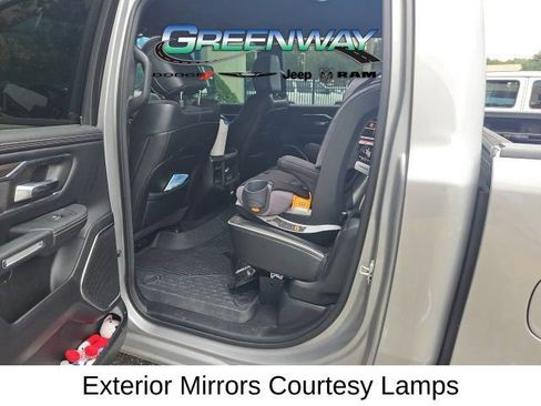 Used 2025 RAM 1500 Laramie w/ Sport Appearance Package AWD/4WD image 18