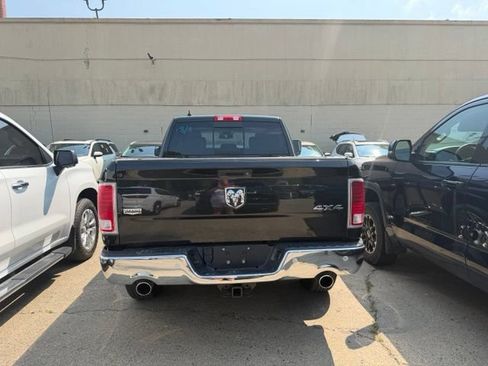 Used 2018 RAM 1500 Laramie AWD/4WD image 5