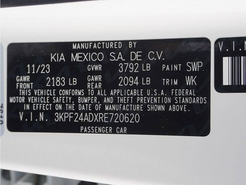 Used 2024 Kia Forte LXS w/ LXS Technology Package FWD image 45