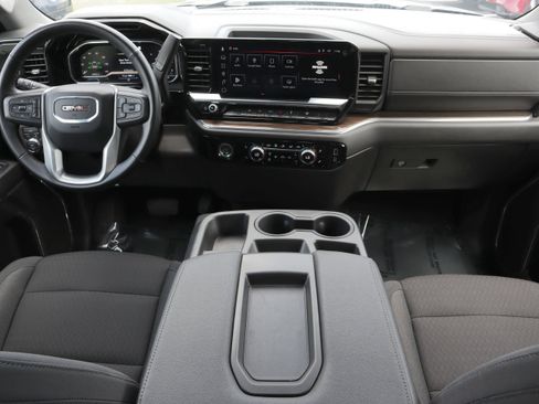 Used 2023 GMC Sierra 1500 Elevation AWD/4WD image 7