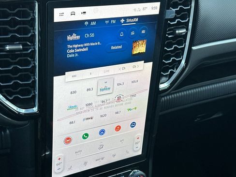 New 2025 Ford Ranger XLT w/ Equipment Group 301A High image 17