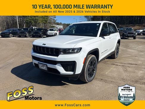 New 2026 Jeep Grand Cherokee Altitude AWD/4WD image 1
