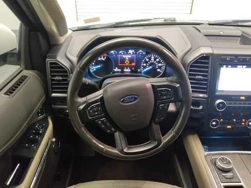 Used 2019 Ford Expedition Limited w/ Equipment Group 302A RWD image 22