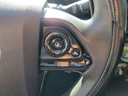 Used 2020 Toyota Prius LE w/ Carpet Mat Package image 20