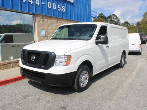 Used 2016 Nissan NV 2500 SV w/ Technology Package RWD image 3