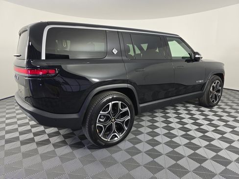 Used 2024 Rivian R1S Adventure AWD/4WD image 5