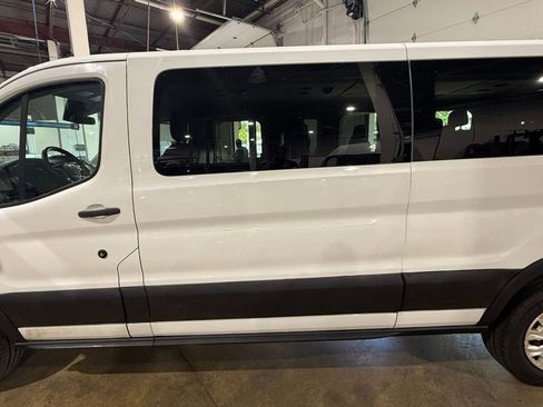 Used 2015 Ford Transit 350 XLT RWD image 12