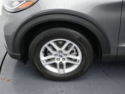 New 2026 Ford Explorer Active image 10