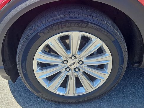 Used 2020 Ford Explorer Limited w/ Class III Trailer Tow Package AWD/4WD image 7