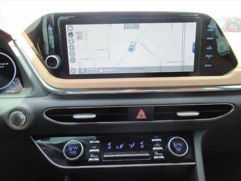 Used 2021 Hyundai Sonata Limited w/ Cargo Package FWD image 28