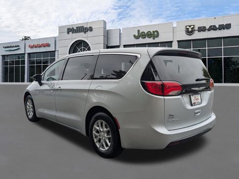 New 2026 Chrysler Voyager LX FWD image 5