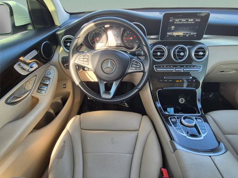 Used 2018 Mercedes-Benz GLC 300 image 10