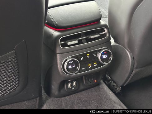 Used 2022 Genesis GV70 3.5T Sport w/ Sport Prestige Package image 17