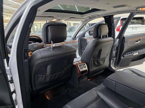 Used 2010 Mercedes-Benz S 550 image 26