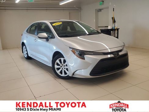 Used 2024 Toyota Corolla LE image 1
