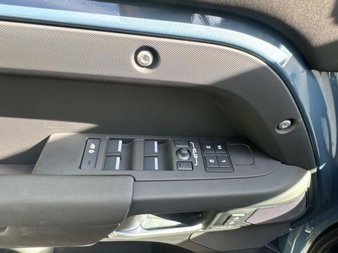 Certified 2025 Land Rover Defender 110 S image 18