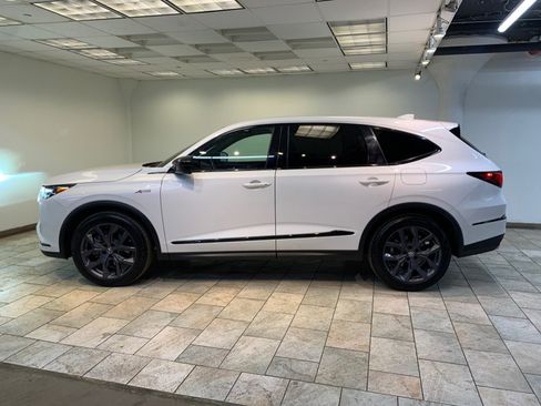 Used 2023 Acura MDX A-Spec image 4