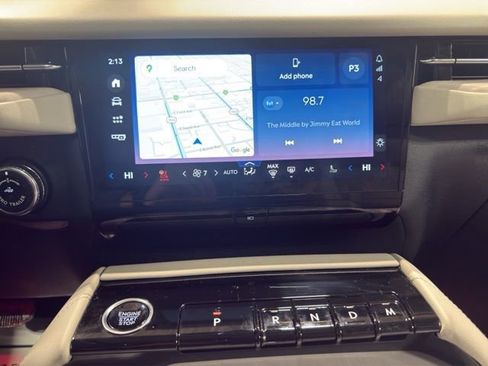 Used 2025 Lincoln Navigator Reserve image 16