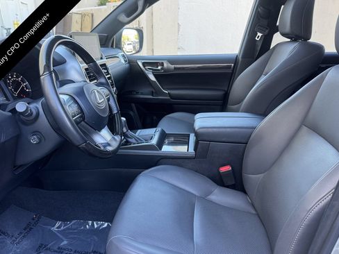 Used 2023 Lexus GX 460 Premium w/ Premium Package AWD/4WD image 10
