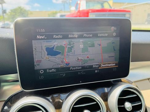 Used 2018 Mercedes-Benz C 300 Sedan w/ Multimedia Package image 24
