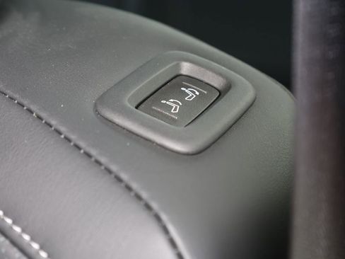 Used 2025 INFINITI QX80 Luxe RWD image 23