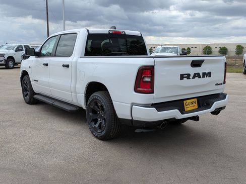New 2026 RAM 1500 Express AWD/4WD image 5