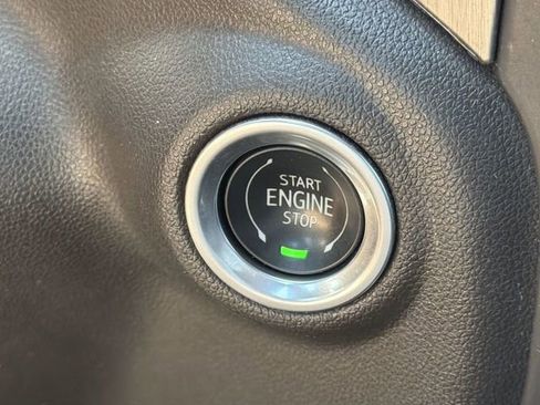 Used 2023 GMC Sierra 2500 Denali w/ Denali Ultimate Package AWD/4WD image 19