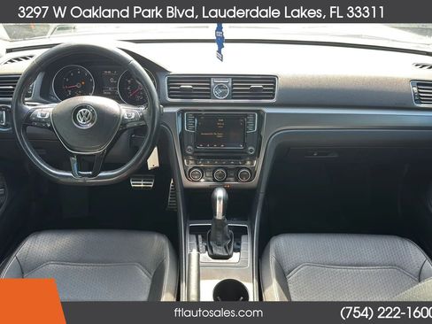 Used 2017 Volkswagen Passat 1.8T R-Line FWD image 28