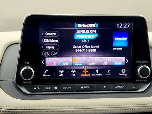 Used 2023 Nissan Rogue SV AWD/4WD image 18