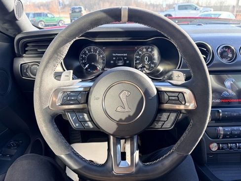 Used 2020 Ford Mustang Shelby GT500 w/ Technology Package image 16