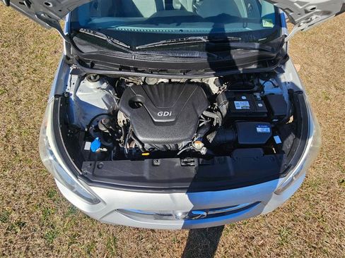 Used 2016 Hyundai Accent SE image 23