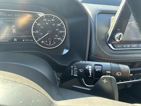 Used 2024 Nissan Rogue SV AWD/4WD image 32
