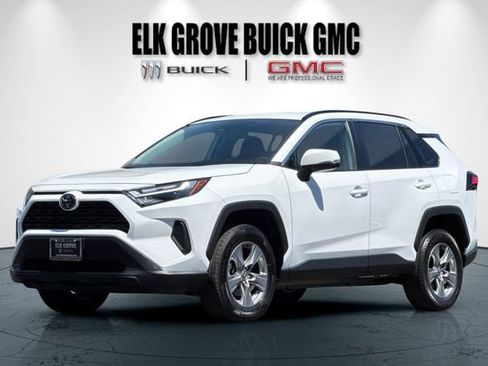 Used 2024 Toyota RAV4 XLE FWD image 8