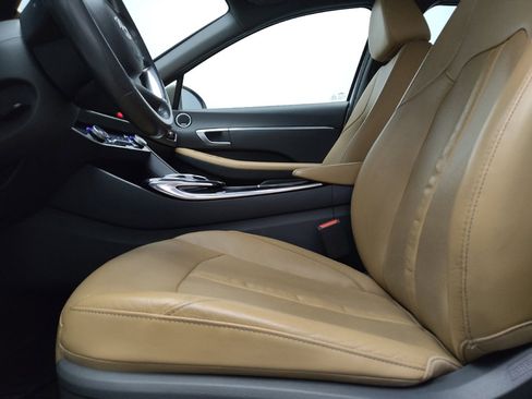 Used 2020 Hyundai Sonata SEL w/ Premium + Sunroof Package FWD image 17