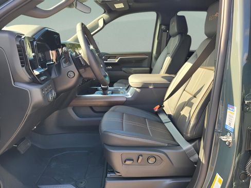 New 2026 Chevrolet Silverado 1500 High Country w/ High Country Premium Package image 15
