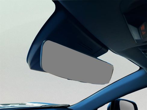 Used 2024 Toyota Corolla Cross XLE image 15