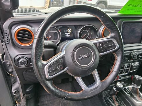 Used 2021 Jeep Gladiator Mojave AWD/4WD image 22