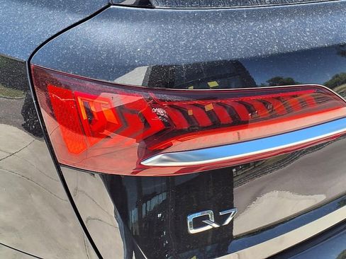 Used 2023 Audi Q7 2.0T Premium image 24